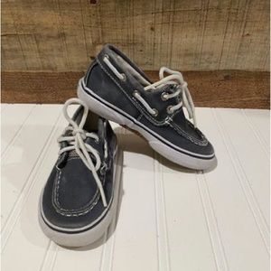 Little Boys  Halyard Sperry Boat Shoes Size 10 (Little Kid Shoe Size)
